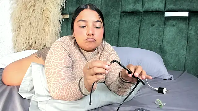 Chloe jackson25 online show from July 12, 7:58 pm