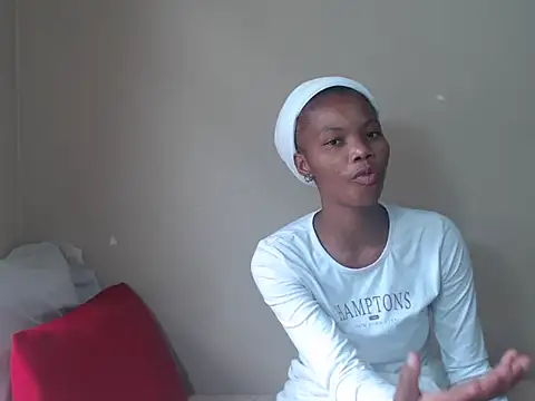 Snapshot of _SweetLips_ chatting on September 20, 10:02 am SweetLips online show from September 20, 10:02 am