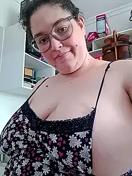 valkiriabbw online show from October 1, 4:01 pm