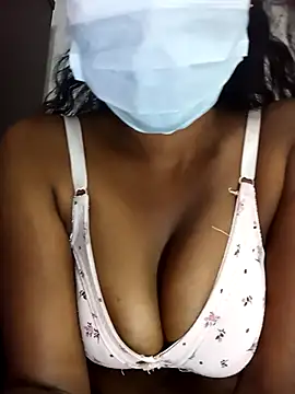 MickMicky online show from December 17, 6:17 am