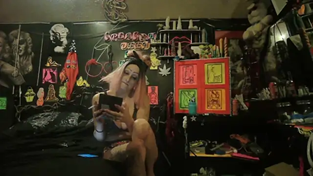 Splash Queen420 online show from June 7, 12:17 am