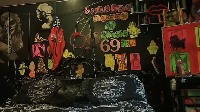 Splash Queen420 online show from May 2, 5:44 am