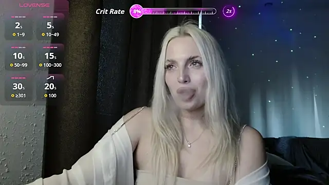 Snapshot of SpaceMarsi chatting on September 26, 2:42 am SpaceMarsi online show from September 26, 2:42 am