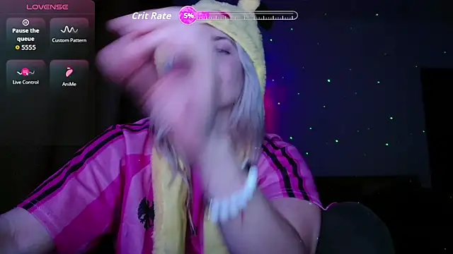 Snapshot of SpaceMarsi chatting on October 3, 6:57 pm SpaceMarsi online show from October 3, 6:57 pm