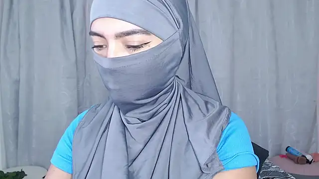 jade nassar online show from May 4, 8:34 pm