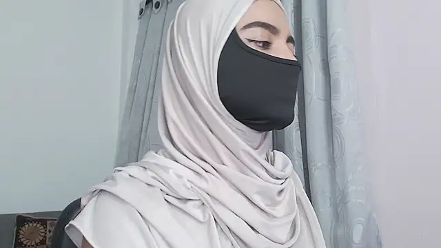 jade nassar online show from December 22, 11:41 pm