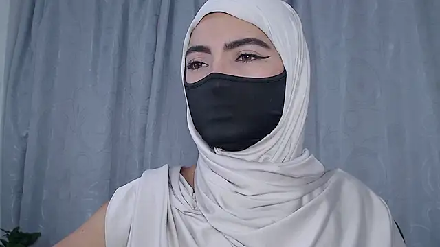 jade nassar online show from July 15, 10:36 pm
