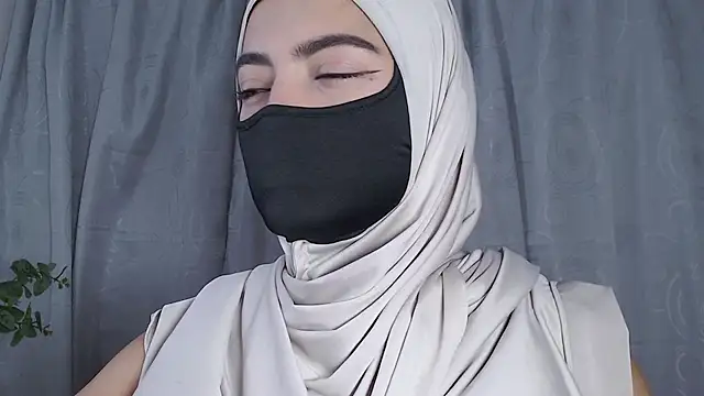 jade nassar online show from July 28, 12:48 pm
