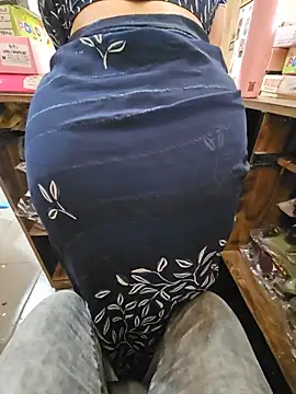 indianhotwife639 online show from July 14, 5:23 am