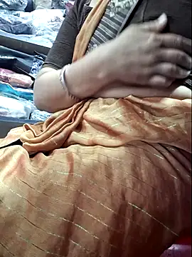 indianhotwife639 online show from September 27, 9:16 am