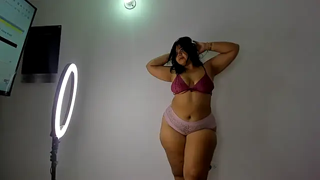 arielasm online show from May 21, 1:42 pm