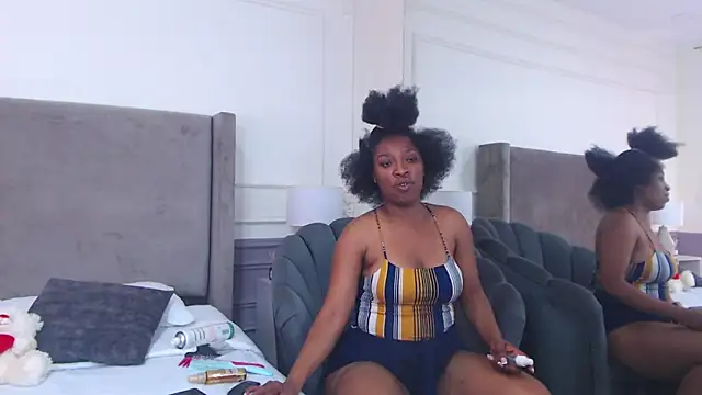 NatashaSilver online show from October 28, 1:17 pm