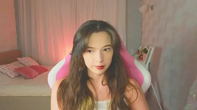 Snapshot of yuna_sunshy chatting on September 14, 11:24 pm yuna sunshy online show from September 14, 11:24 pm