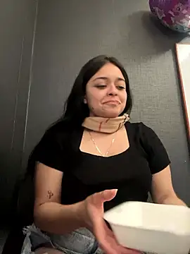 Emily Rivers  online show from January 8, 1:48 pm