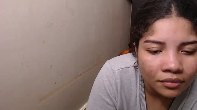 Snapshot of madelene chatting on September 27, 3:03 am madelene online show from September 27, 3:03 am