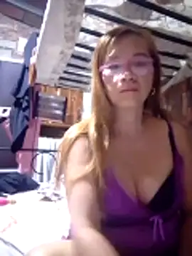 SexyHottMom online show from December 21, 10:24 pm