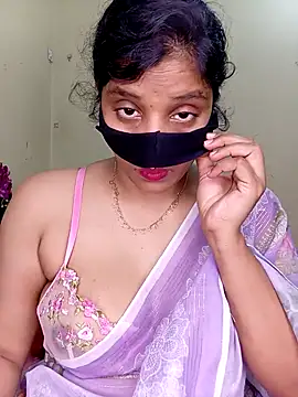 Rose-luckey online show from April 27, 2:36 pm