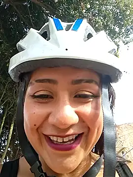 CAROLINE  07 online show from September 17, 12:47 pm