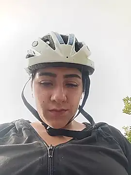 CAROLINE  07 online show from June 13, 1:19 pm