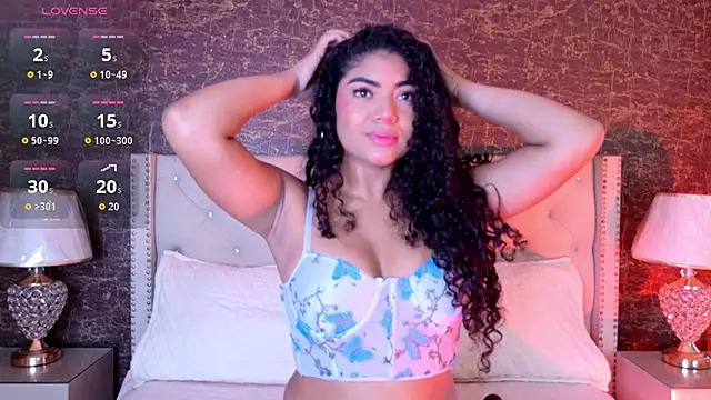 Carly Monroe  online show from December 1, 9:57 am