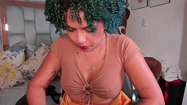 momo ayasse online show from November 22, 3:31 am