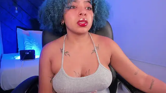 momo ayasse online show from June 25, 4:52 pm