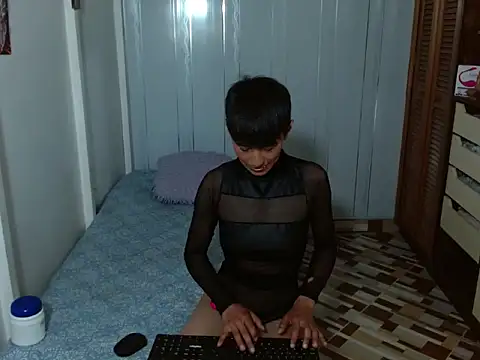 Megan seanz online show from June 23, 4:05 pm