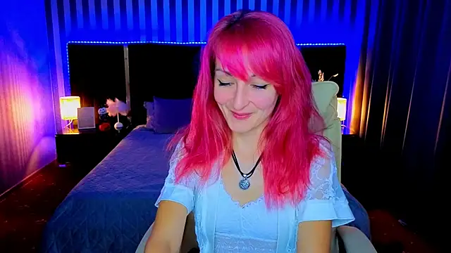 BrandyBloom online show from November 1, 8:02 pm