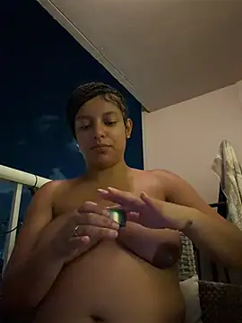 allybluee777 online show from July 5, 4:40 am