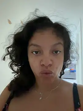 allybluee777 online show from July 21, 2:18 pm