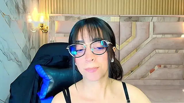 zoe r  online show from September 16, 3:14 am