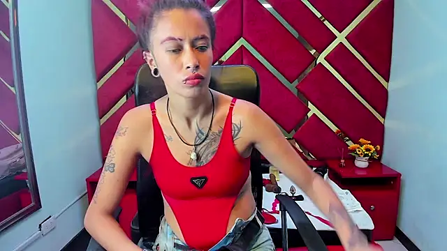 Kataleya Luck online show from December 2, 3:30 am