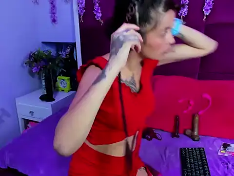 Kataleya Luck online show from September 9, 1:33 pm