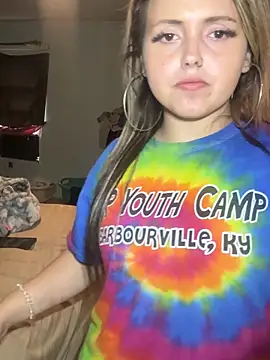 JuicyExxxperience online show from October 21, 1:15 pm