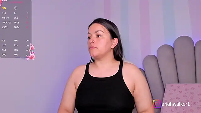 Ariah Walker  online show from November 5, 4:50 am