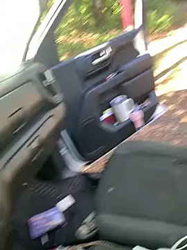 shakeweight online show from October 21, 10:58 pm