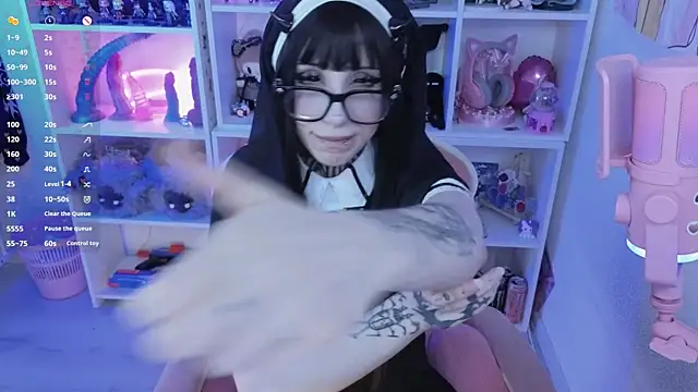 Nana stolass online show from July 3, 12:22 pm
