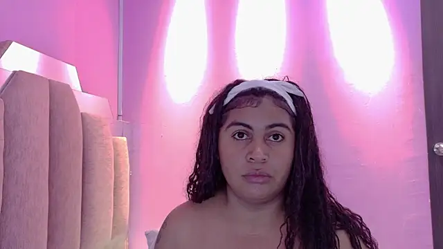 AndreaSweet2 online show from July 4, 9:21 pm