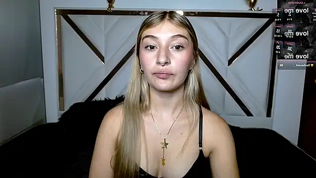 SophiaaLee online show from February 13, 10:44 pm