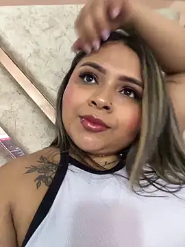 ashley-swift- online show from April 30, 9:03 am