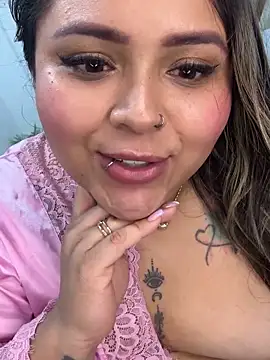 ashley-swift- online show from June 12, 9:28 am