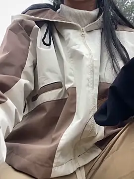 Huong-Ly online show from February 23, 10:26 am