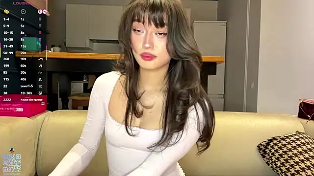 SweetSakuraJane online show from May 2, 7:17 pm