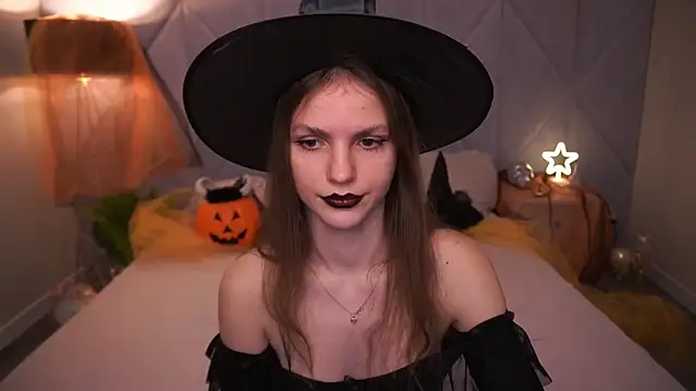 PussyOnLuck online show from October 31, 7:23 am