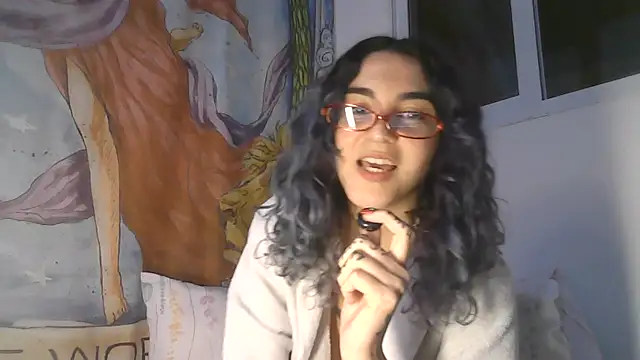 peetitefairy online show from July 20, 5:32 am