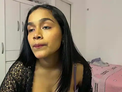 Kamila Groty online show from October 12, 2:36 am