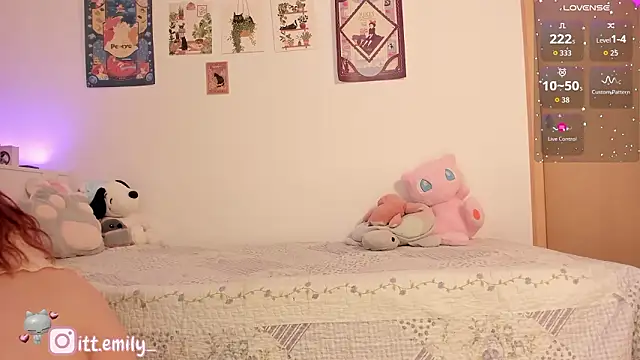 emily uwu0 online show from February 3, 6:40 am