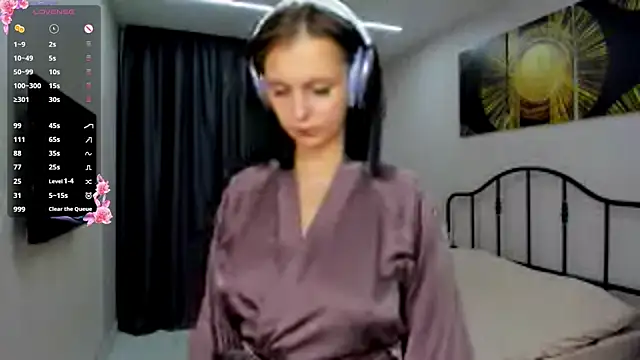 AfraBabyGills online show from July 13, 7:47 pm