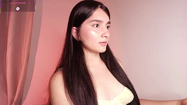 Snapshot of dulceangel__ chatting on October 3, 11:10 pm dulceangel online show from October 3, 11:10 pm