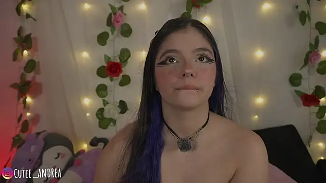 cutee andrea online show from July 26, 2:19 am